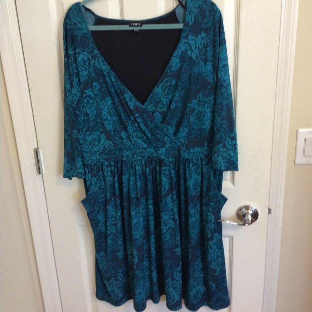 Torrid wrap style dress